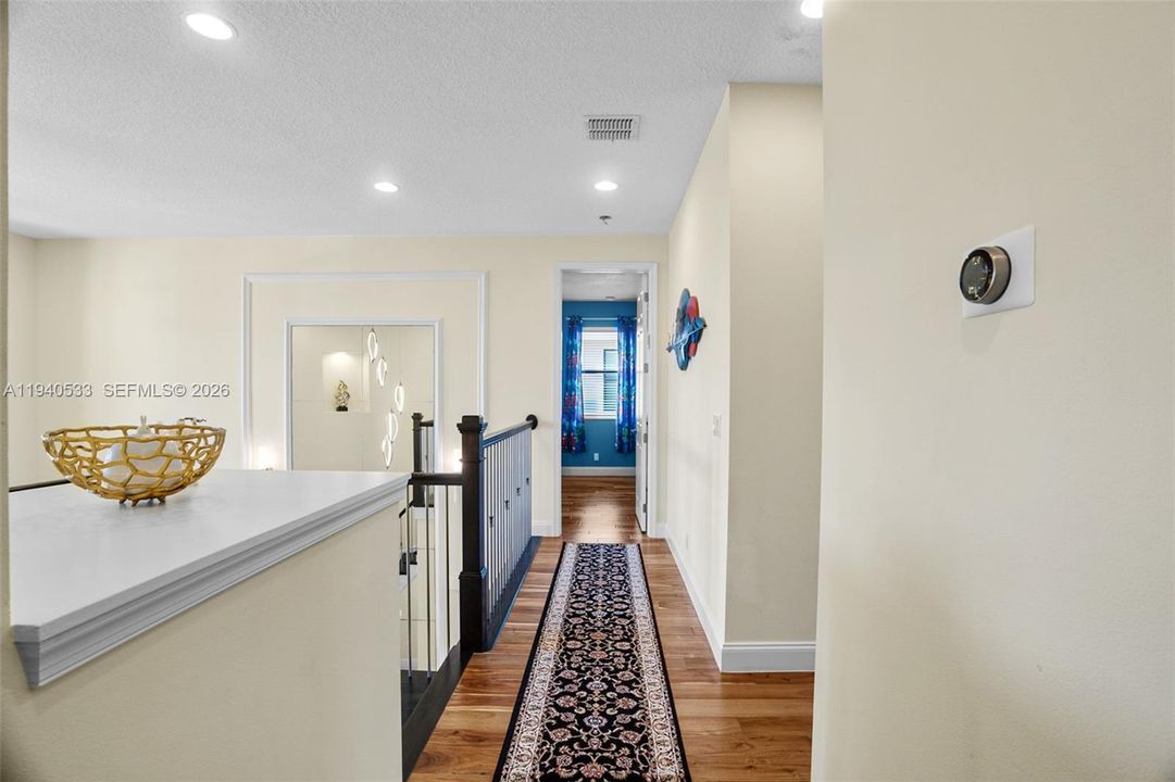 待售: $1,750,000 (5 贝兹, 4 浴室, 4160 平方英尺)