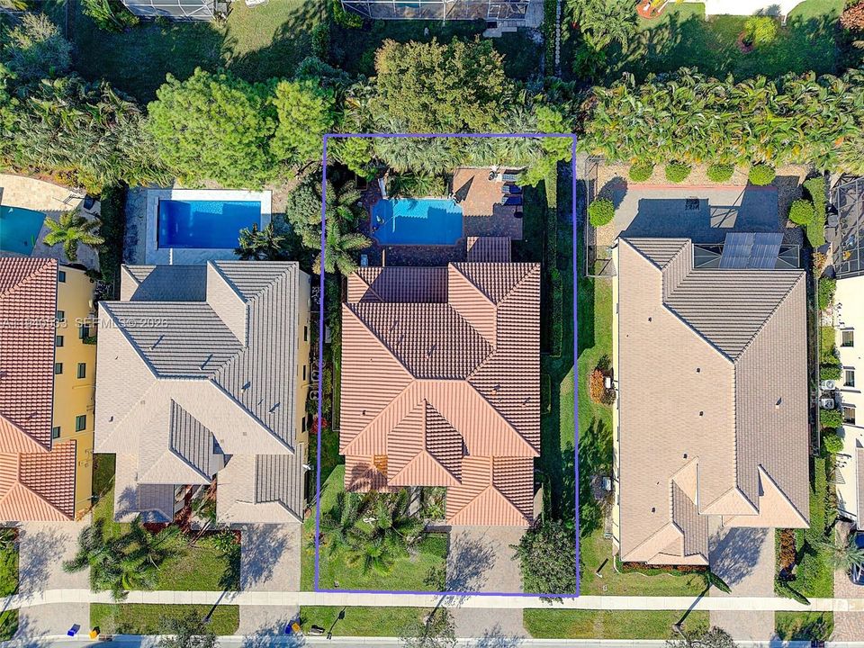 待售: $1,750,000 (5 贝兹, 4 浴室, 4160 平方英尺)