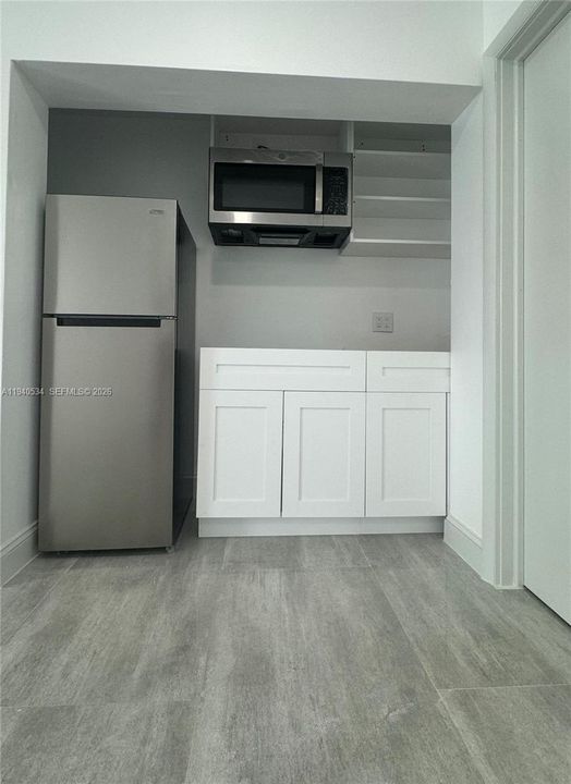 出租: $1,400 (1 贝兹, 1 浴室, 2367 平方英尺)