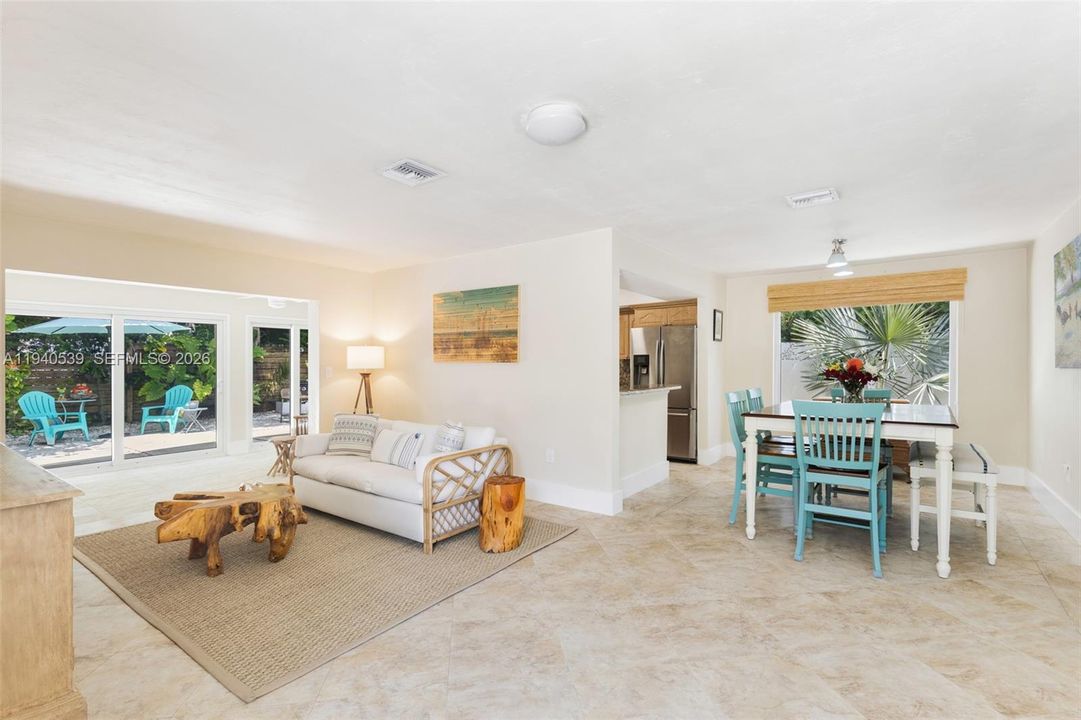 For Sale: $1,500,000 (3 beds, 2 baths, 1579 Square Feet)