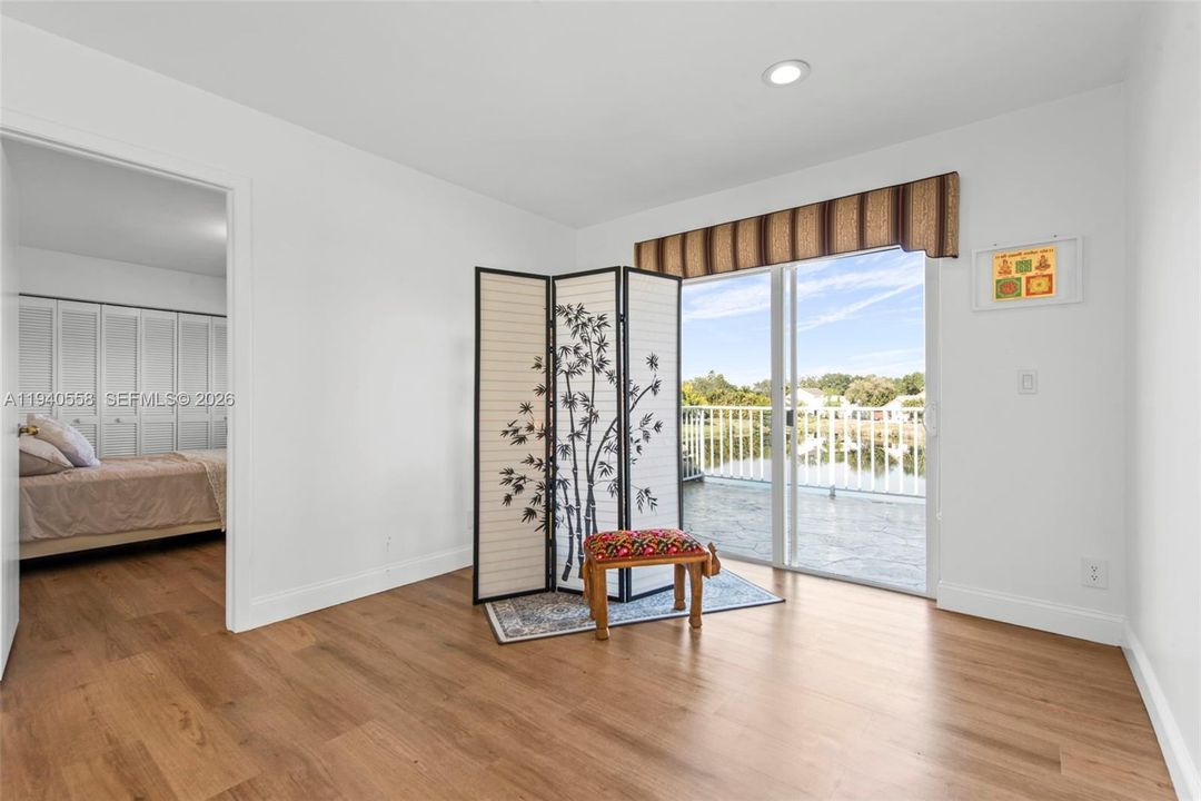 En Venta: $1,179,000 (4 camas, 4 baños, 2658 Pies cuadrados)