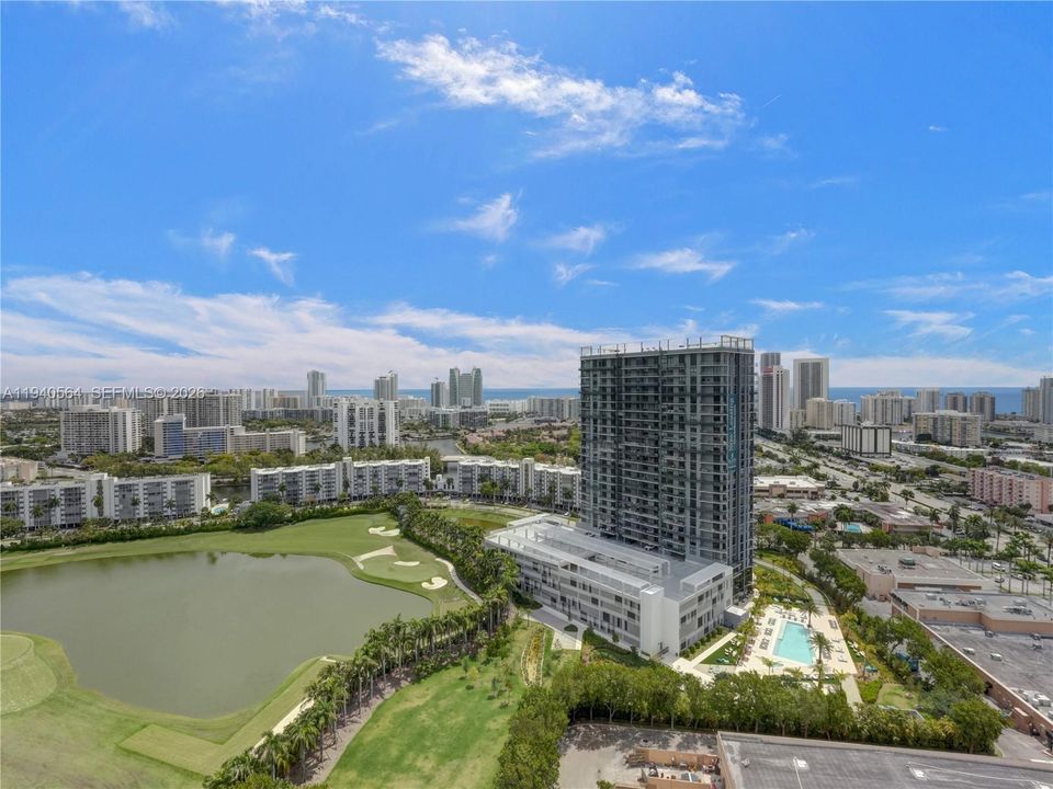 For Sale: $895,000 (3 beds, 3 baths, 1716 Square Feet)