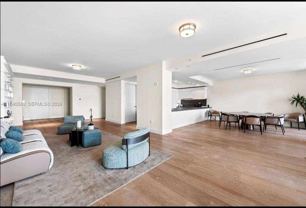 En Venta: $12,900,000 (3 camas, 3 baños, 3581 Pies cuadrados)