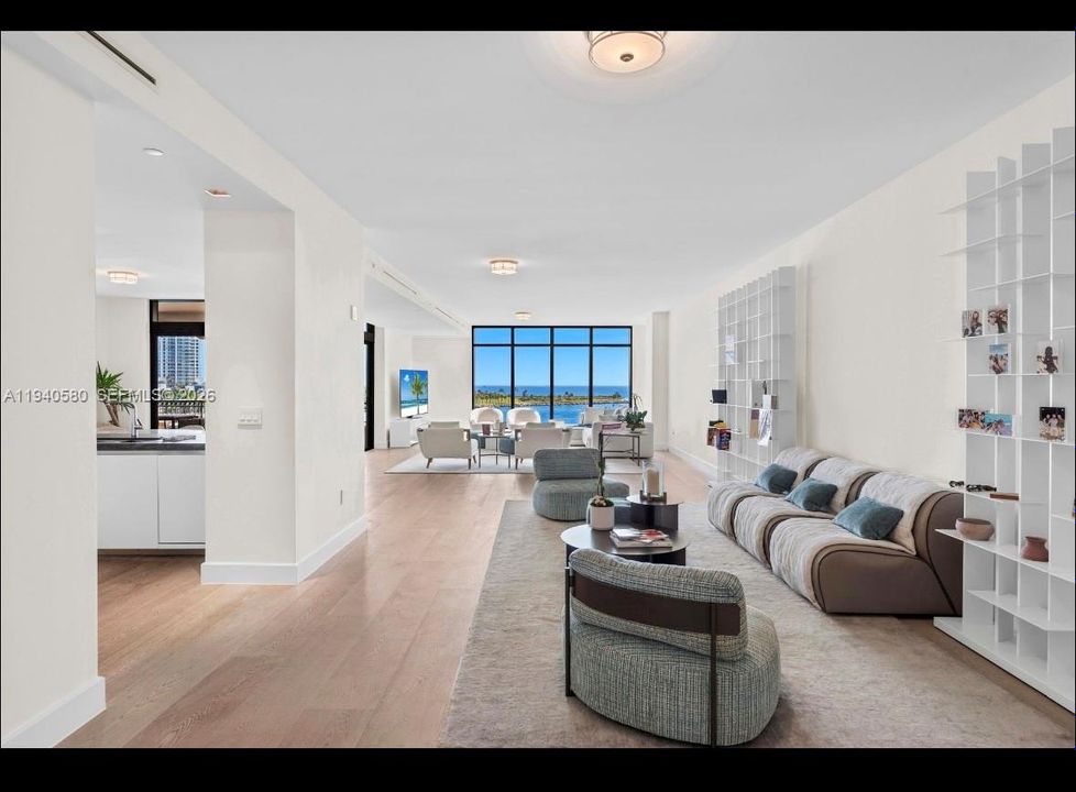 En Venta: $12,900,000 (3 camas, 3 baños, 3581 Pies cuadrados)