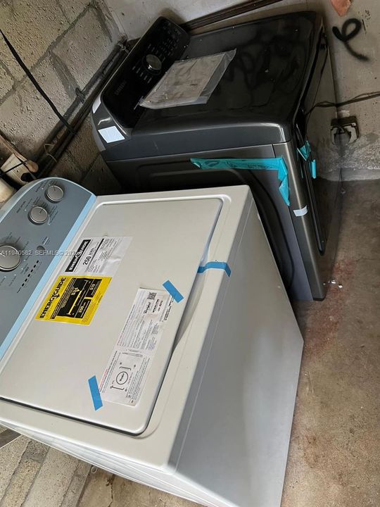 出租: $2,700 (3 贝兹, 1 浴室, 793 平方英尺)