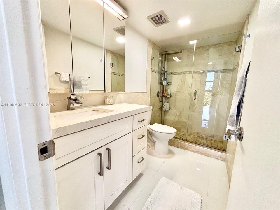 待售: $599,000 (2 贝兹, 2 浴室, 1430 平方英尺)