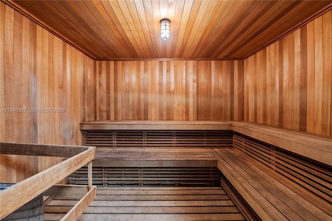 待售: $599,000 (2 贝兹, 2 浴室, 1430 平方英尺)