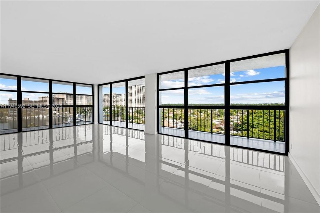 待售: $599,000 (2 贝兹, 2 浴室, 1430 平方英尺)