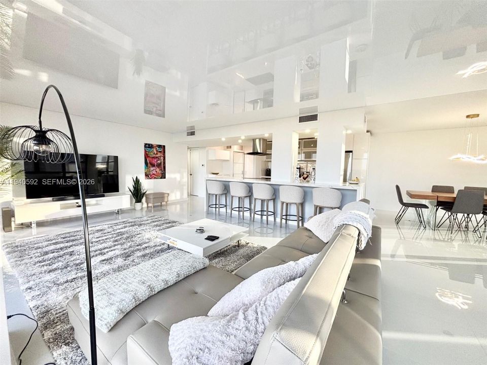 待售: $599,000 (2 贝兹, 2 浴室, 1430 平方英尺)