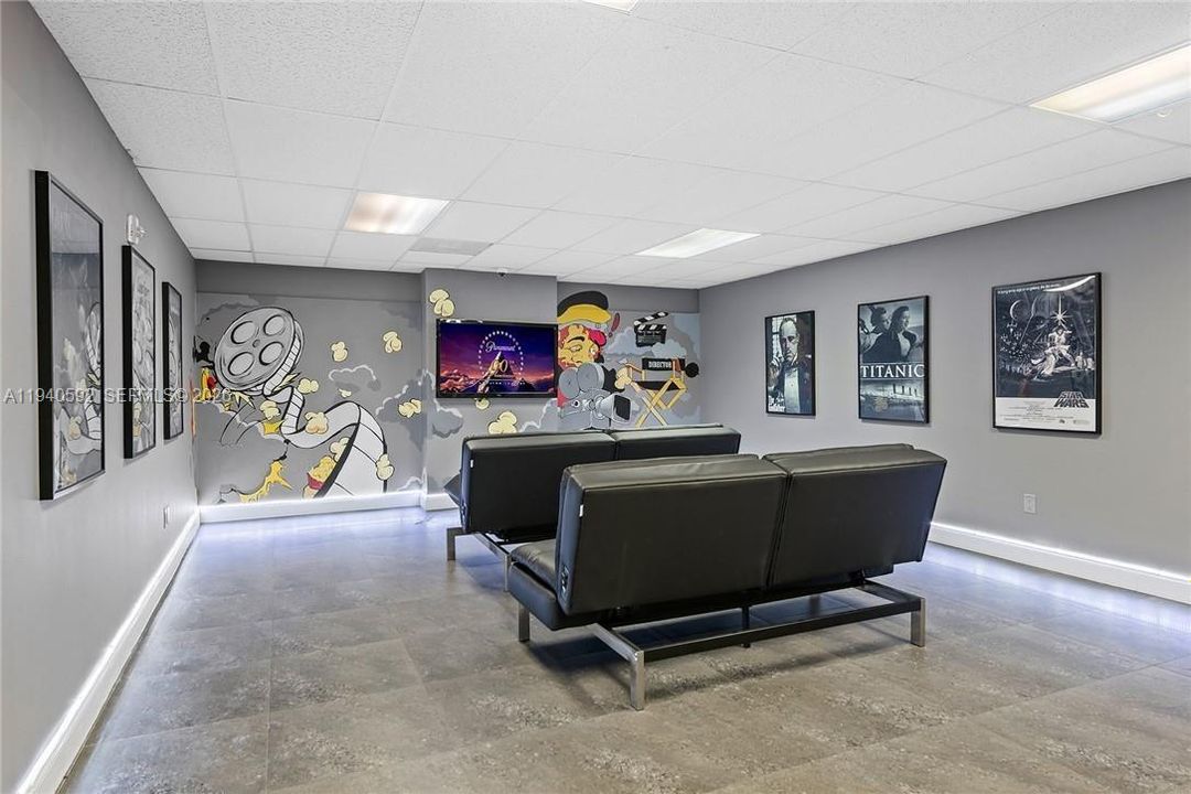 待售: $599,000 (2 贝兹, 2 浴室, 1430 平方英尺)