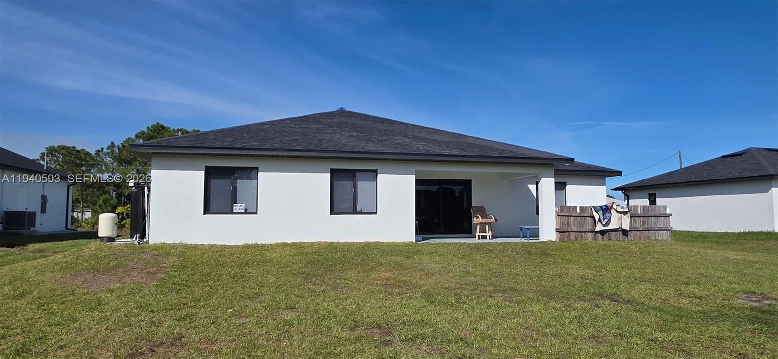 В аренду: $2,200 (3 спален, 2 ванн, 0 Квадратных фут)