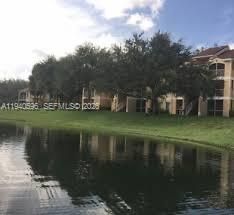 出租: $1,700 (1 贝兹, 1 浴室, 834 平方英尺)