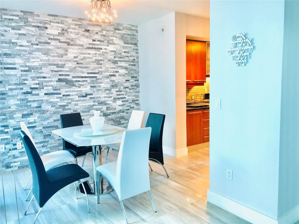 For Rent: $10,000 (3 beds, 3 baths, 2308 Square Feet)