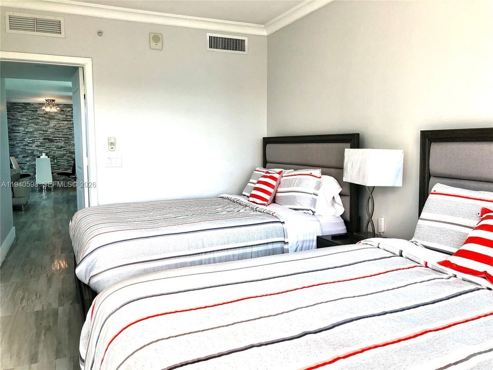 For Rent: $10,000 (3 beds, 3 baths, 2308 Square Feet)