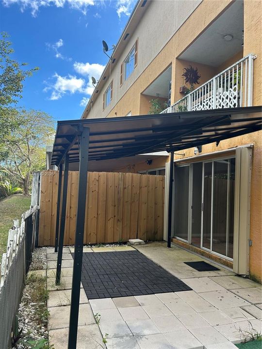 出租: $2,650 (3 贝兹, 2 浴室, 1090 平方英尺)