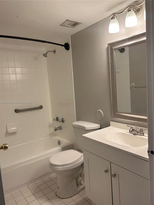 出租: $2,650 (3 贝兹, 2 浴室, 1090 平方英尺)