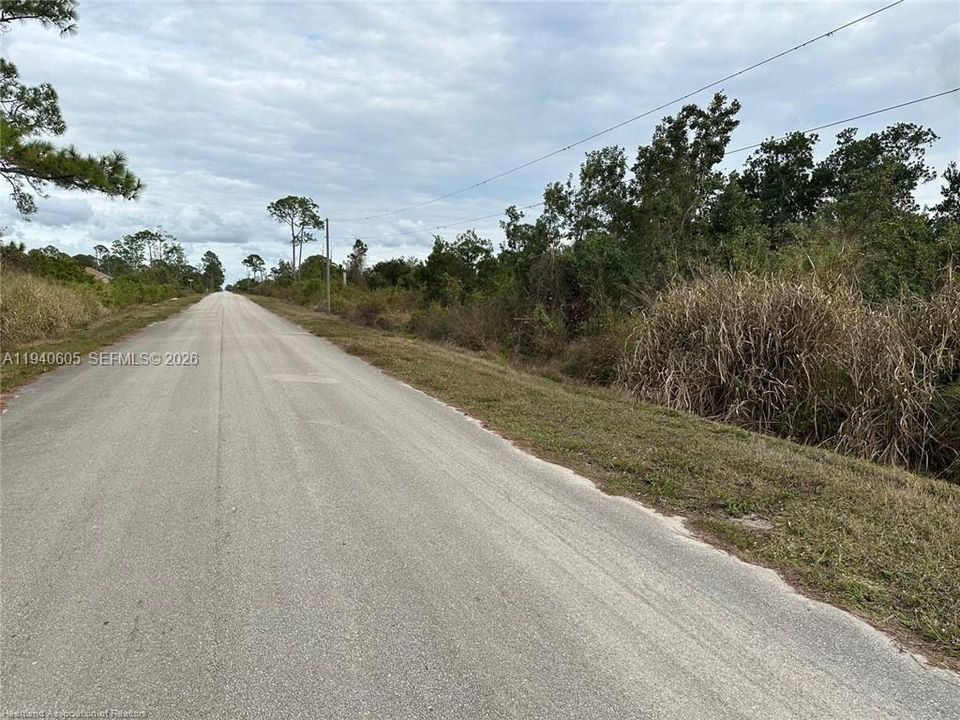 En Venta: $135,000 (1.99 acres)