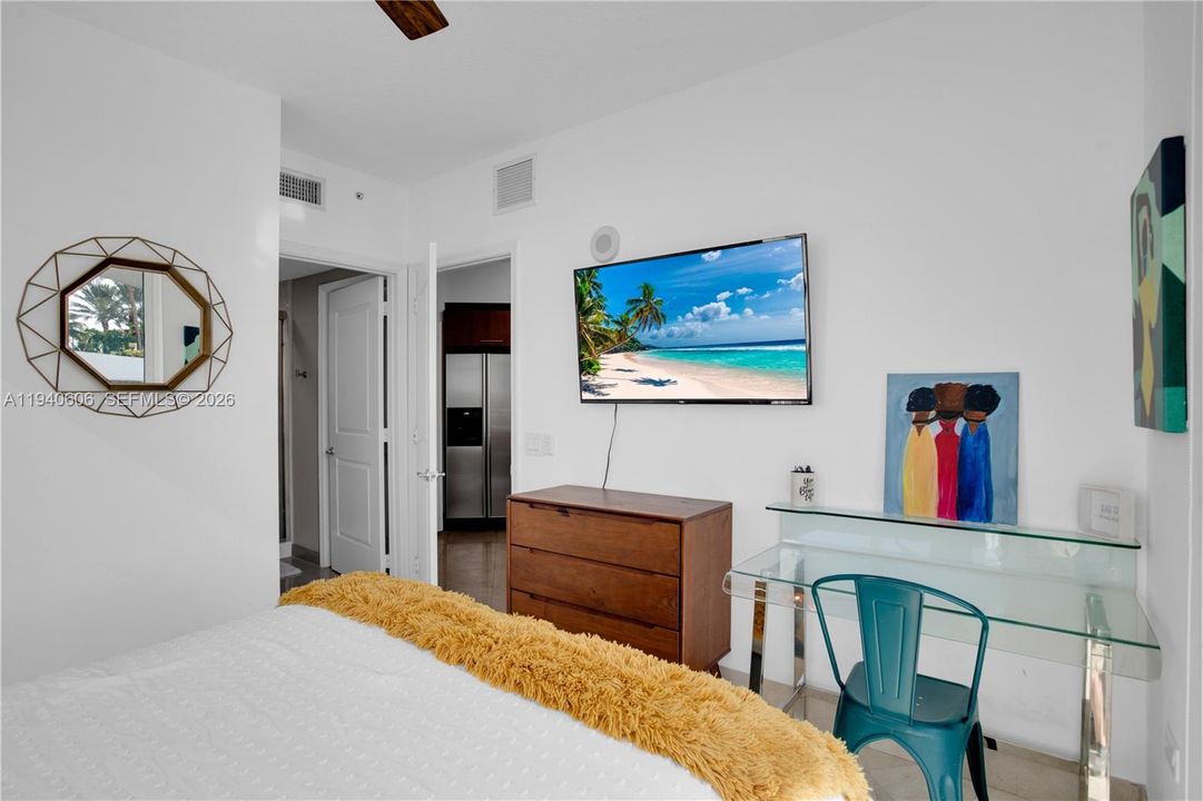 En Renta: $3,400 (2 camas, 2 baños, 1007 Pies cuadrados)