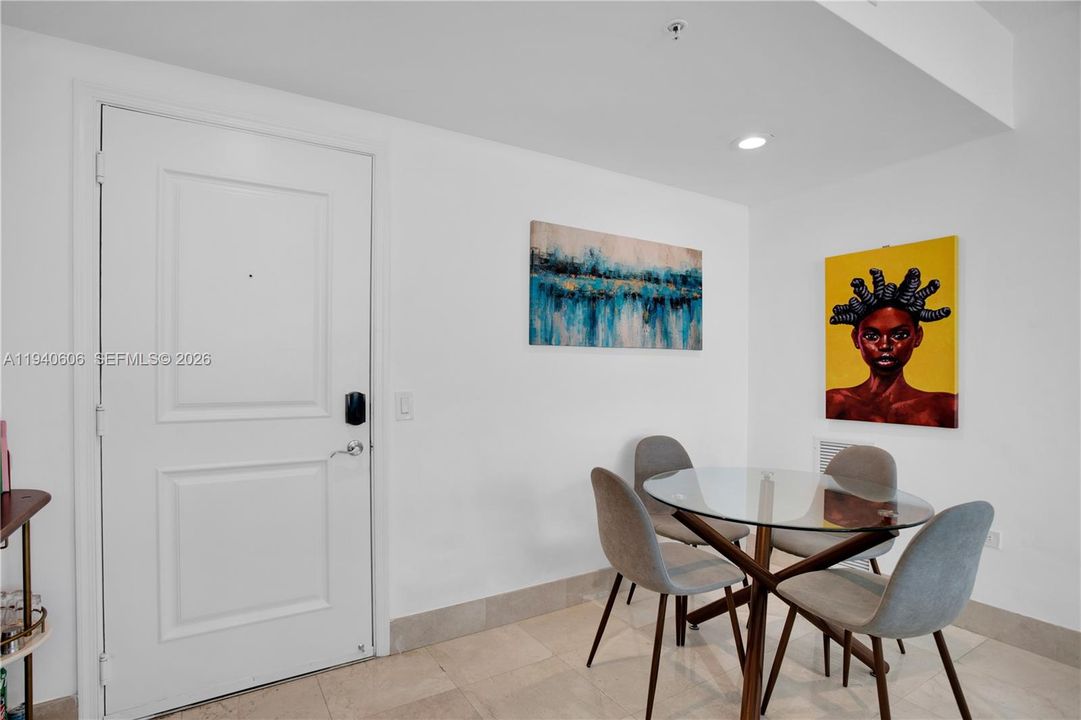 En Renta: $3,400 (2 camas, 2 baños, 1007 Pies cuadrados)