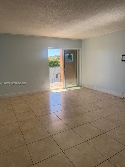 出租: $2,200 (2 贝兹, 2 浴室, 1099 平方英尺)