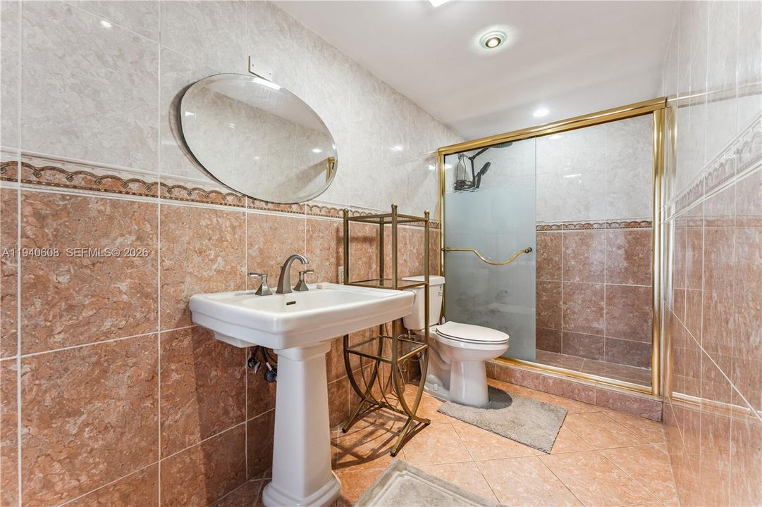 En Renta: $2,350 (1 camas, 1 baños, 861 Pies cuadrados)