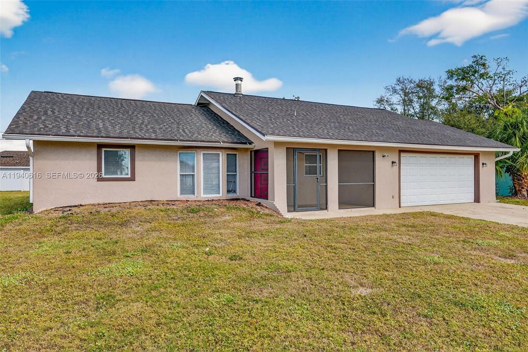 En Venta: $305,000 (3 camas, 2 baños, 1740 Pies cuadrados)