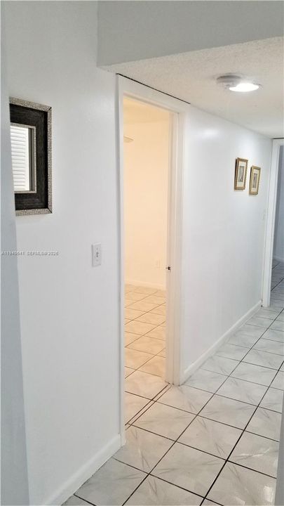 For Rent: $2,595 (3 beds, 2 baths, 1358 Square Feet)