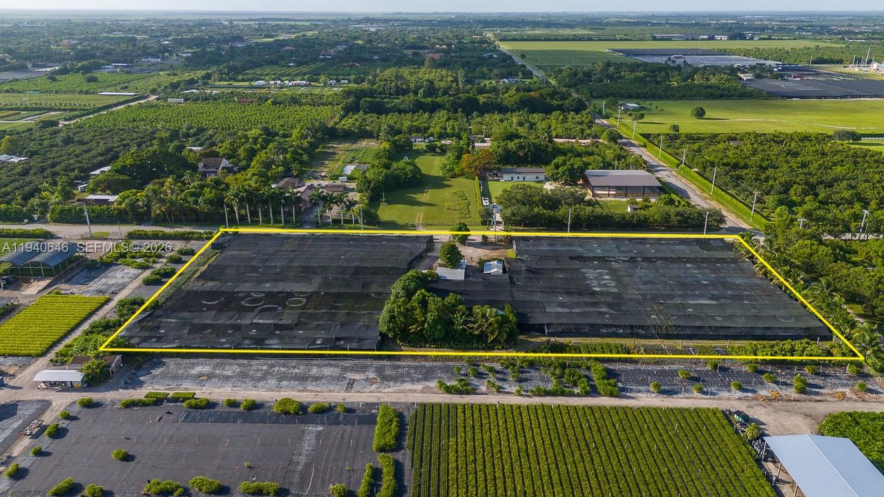 待售: $1,200,000 (5.00 acres)