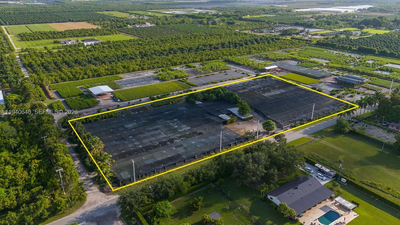 待售: $1,200,000 (5.00 acres)