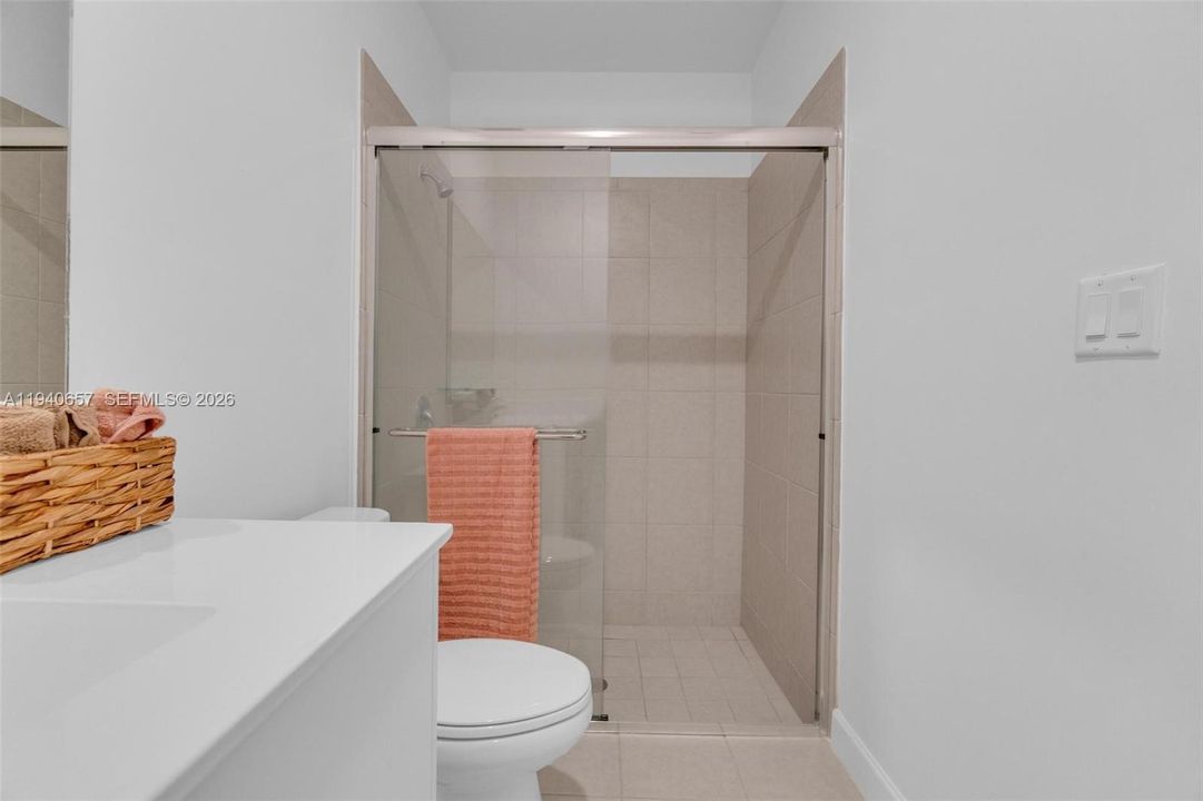 For Sale: $810,000 (4 beds, 3 baths, 2412 Square Feet)