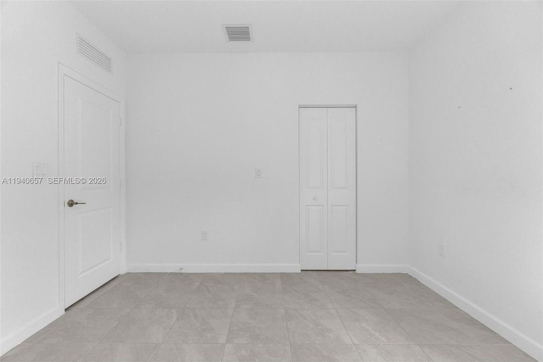 For Sale: $810,000 (4 beds, 3 baths, 2412 Square Feet)