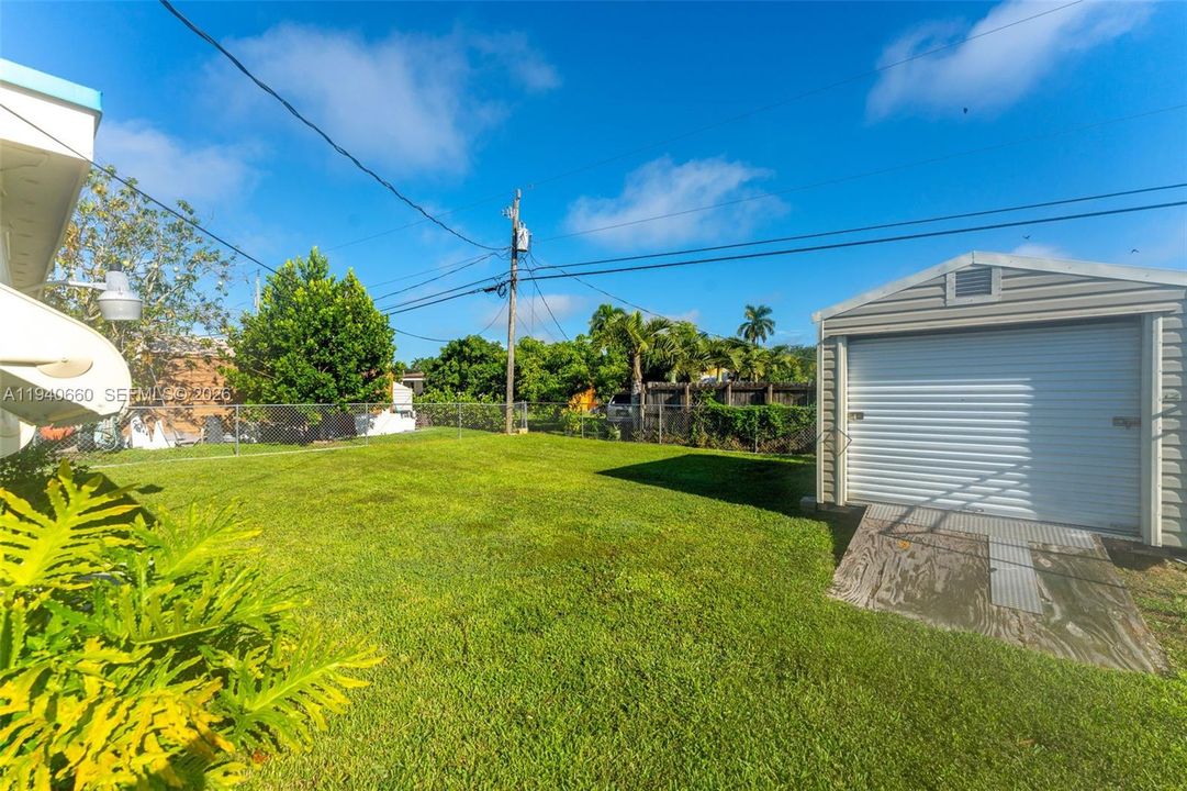 En Venta: $385,000 (2 camas, 1 baños, 811 Pies cuadrados)