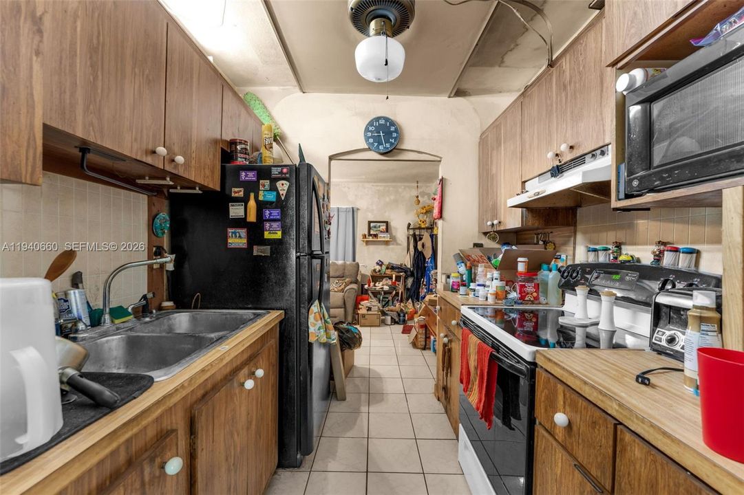 En Venta: $385,000 (2 camas, 1 baños, 811 Pies cuadrados)