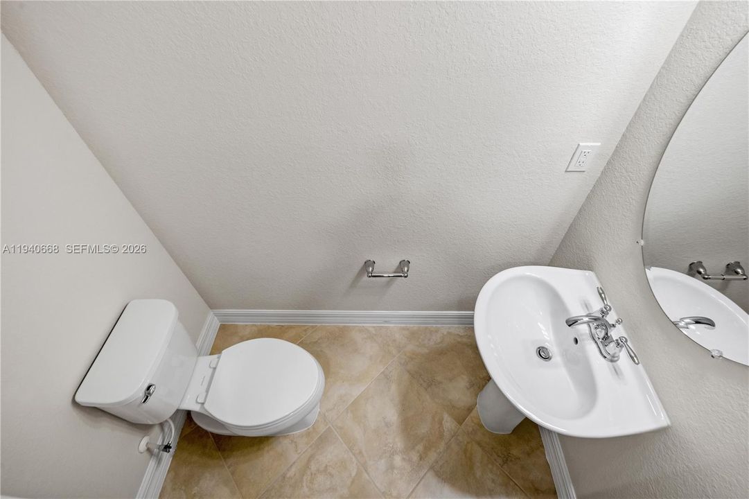 На продажу: $619,000 (3 спален, 2 ванн, 1754 Квадратных фут)