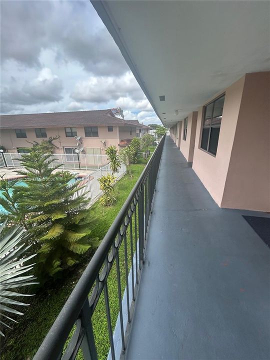 For Sale: $330,000 (3 beds, 2 baths, 1400 Square Feet)