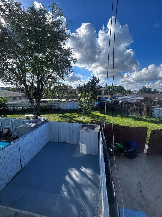 For Rent: $2,500 (2 beds, 1 baths, 1208 Square Feet)