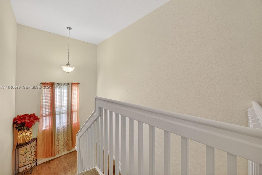 待售: $459,000 (5 贝兹, 2 浴室, 2693 平方英尺)