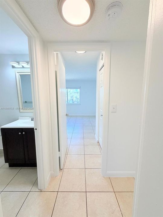 Недавно арендовано: $1,995 (2 спален, 1 ванн, 804 Квадратных фут)