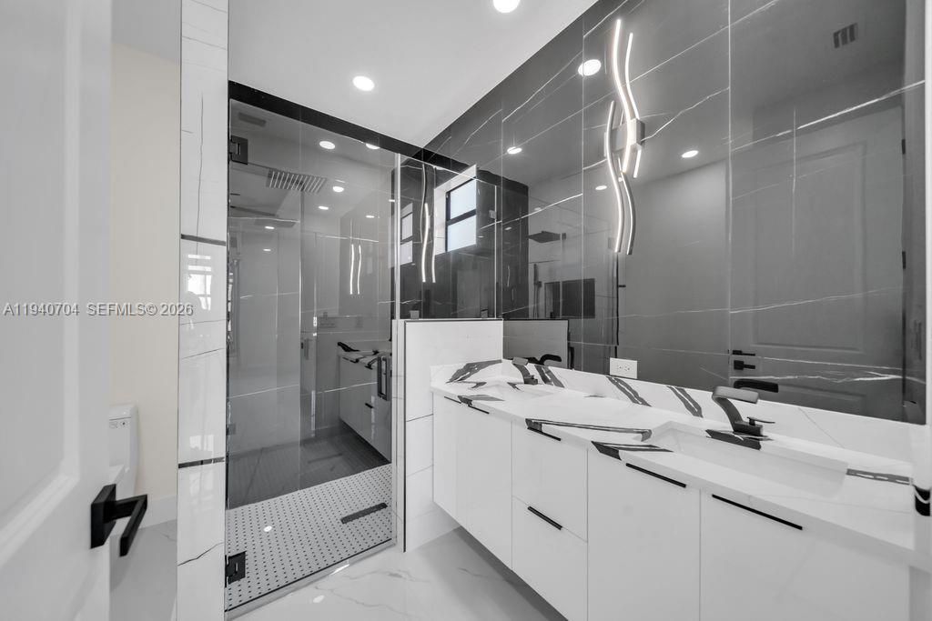 待售: $349,900 (3 贝兹, 2 浴室, 1536 平方英尺)