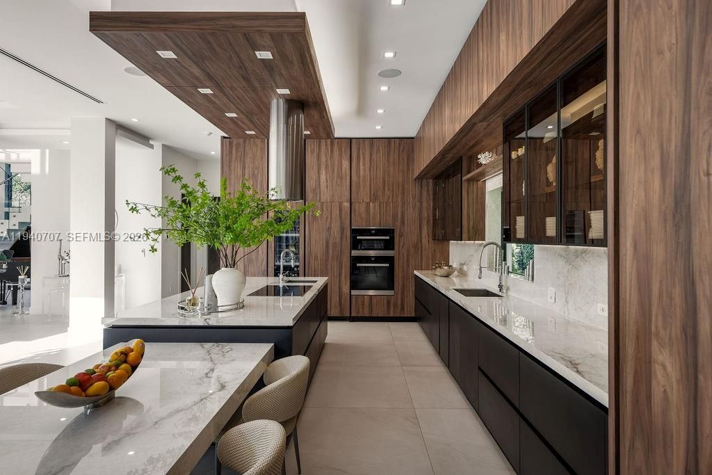 На продажу: $8,499,000 (8 спален, 7 ванн, 0 Квадратных фут)