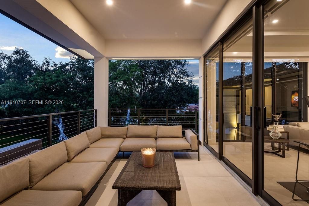 Master Bedroom Balcony