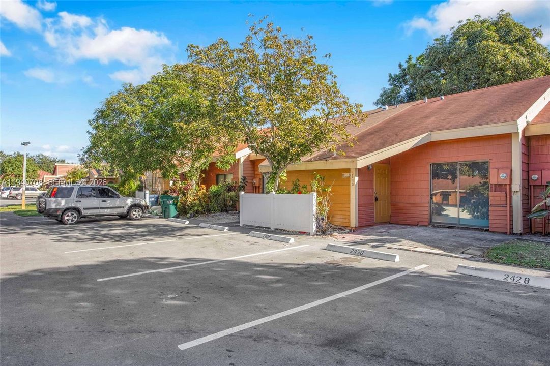 En Venta: $289,000 (2 camas, 1 baños, 849 Pies cuadrados)