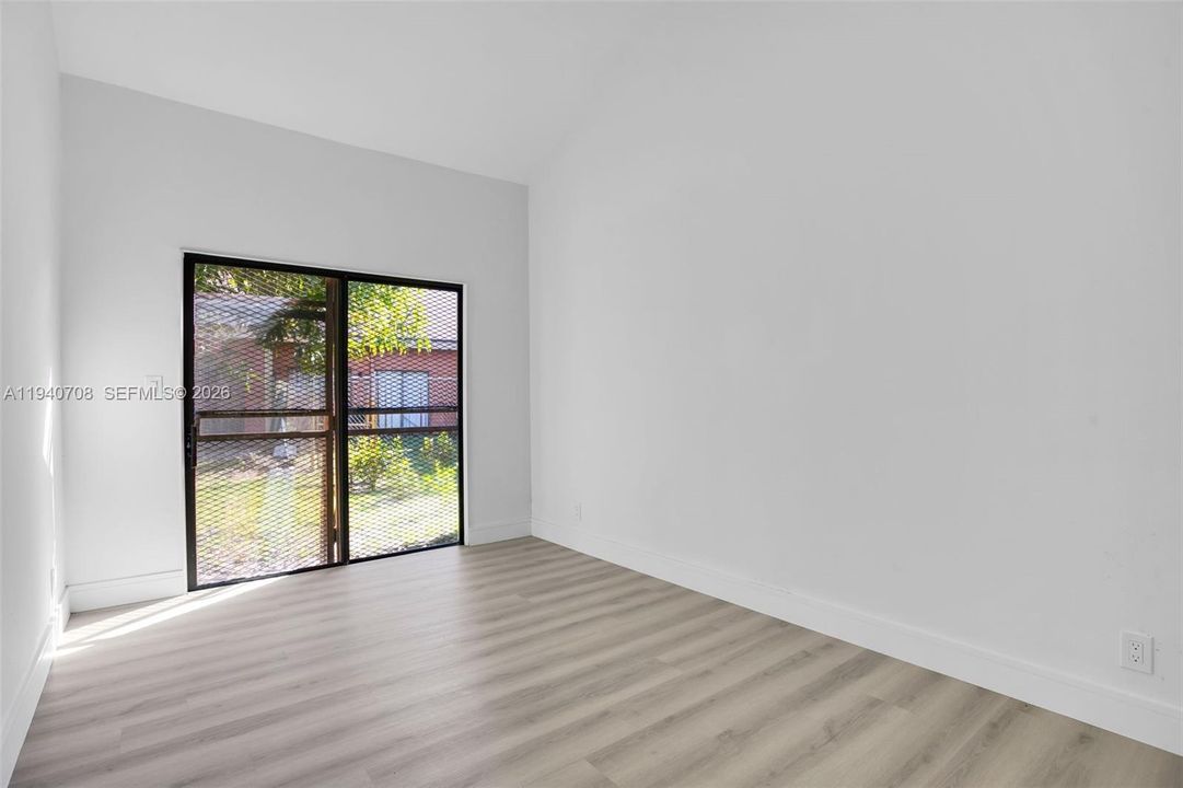 En Venta: $289,000 (2 camas, 1 baños, 849 Pies cuadrados)