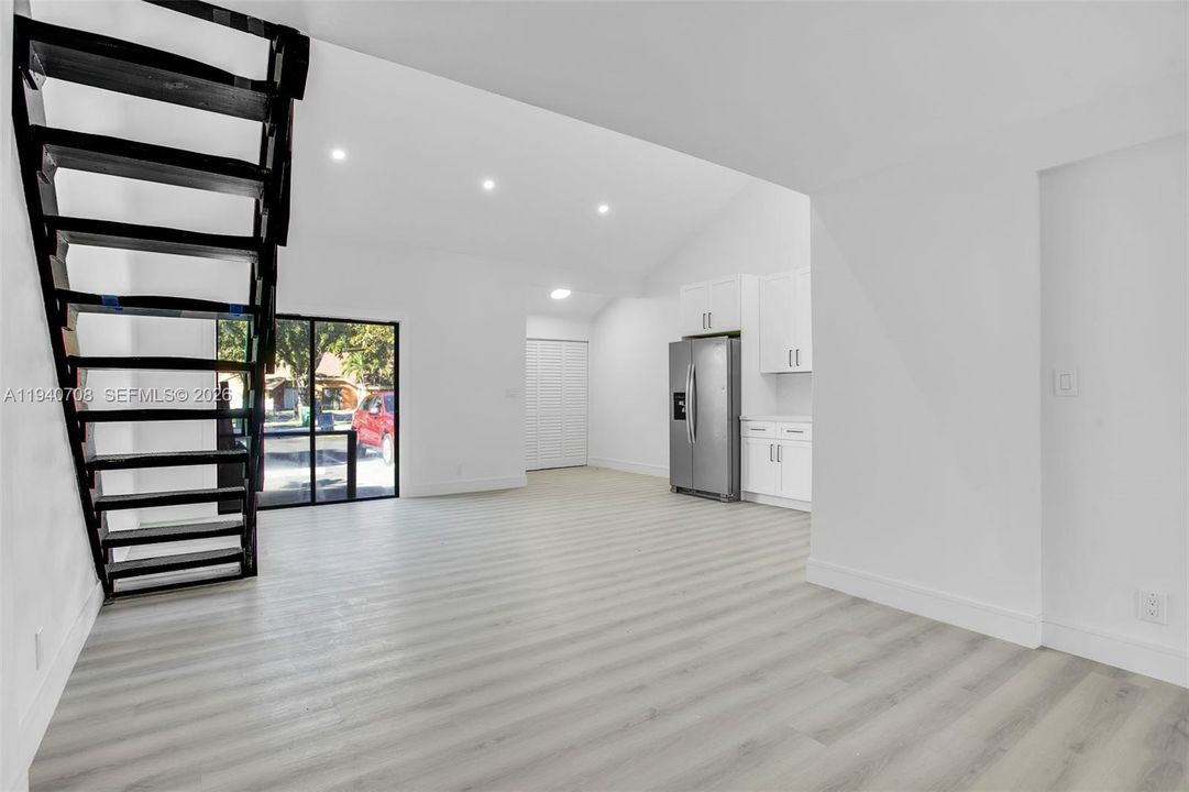 En Venta: $289,000 (2 camas, 1 baños, 849 Pies cuadrados)