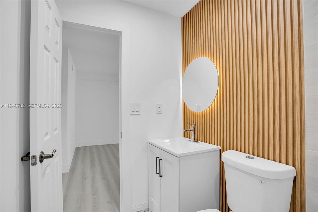 En Venta: $289,000 (2 camas, 1 baños, 849 Pies cuadrados)