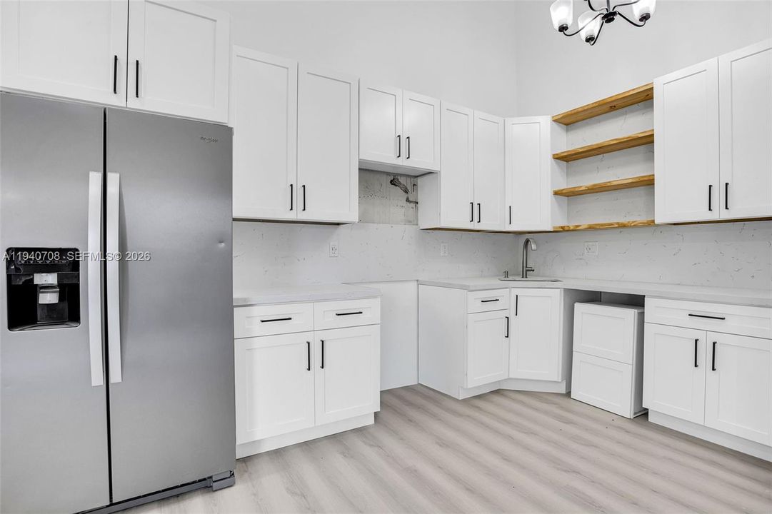 En Venta: $289,000 (2 camas, 1 baños, 849 Pies cuadrados)