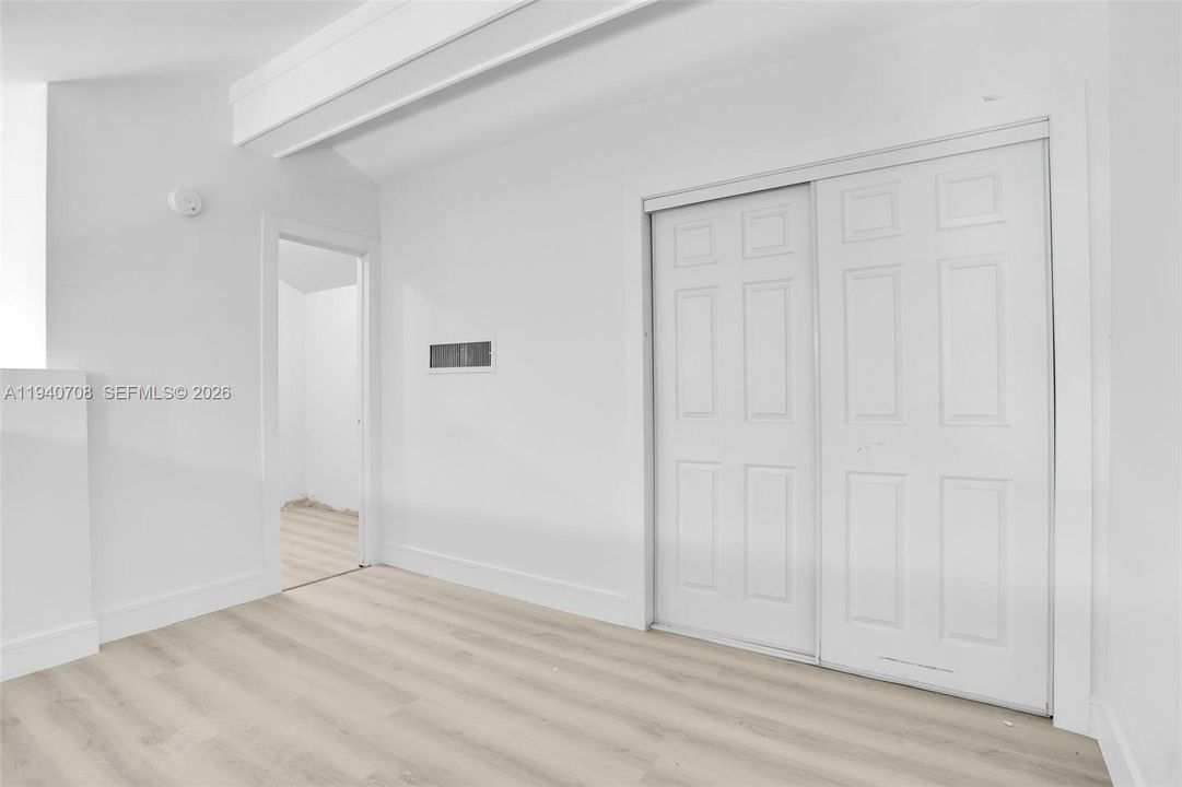 En Venta: $289,000 (2 camas, 1 baños, 849 Pies cuadrados)