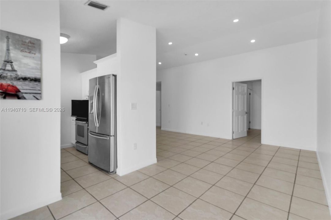 En Venta: $595,000 (3 camas, 2 baños, 1467 Pies cuadrados)