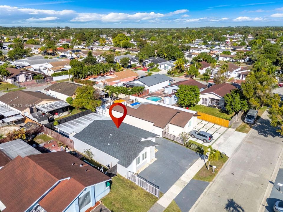 En Venta: $595,000 (3 camas, 2 baños, 1467 Pies cuadrados)