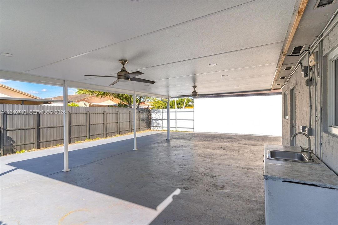 En Venta: $595,000 (3 camas, 2 baños, 1467 Pies cuadrados)